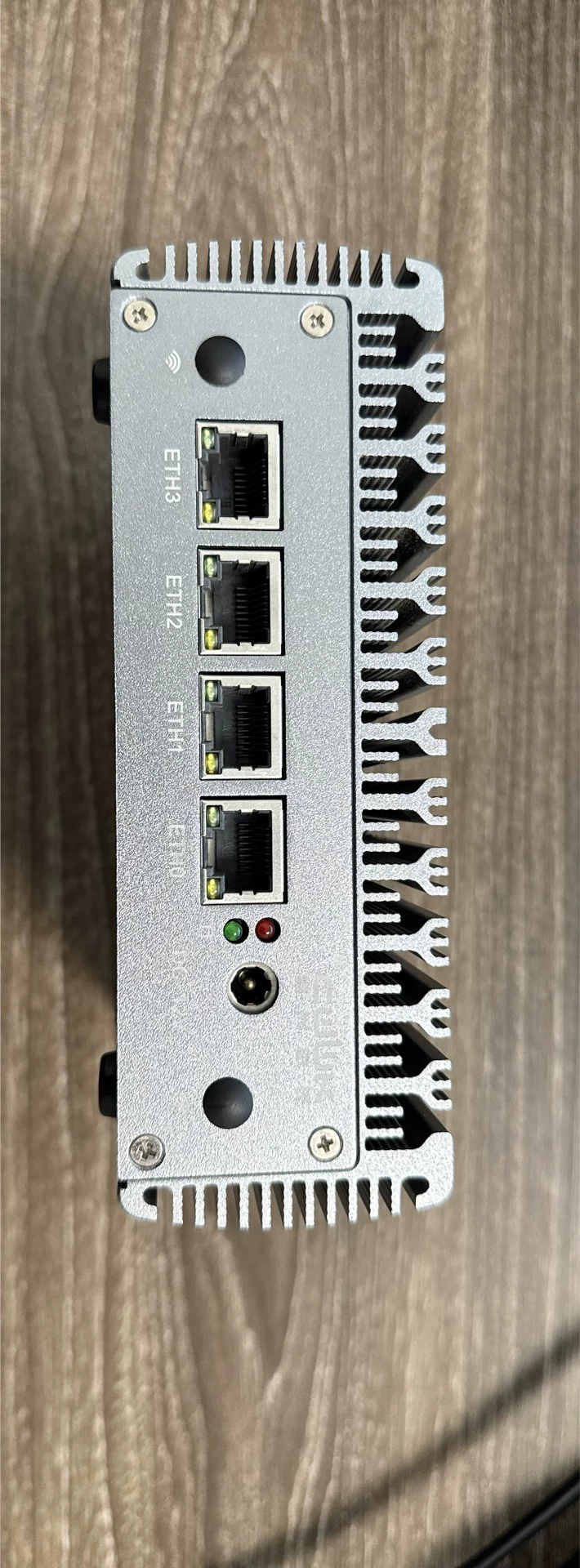 畅网J4125四网口迷你主机-老付blog